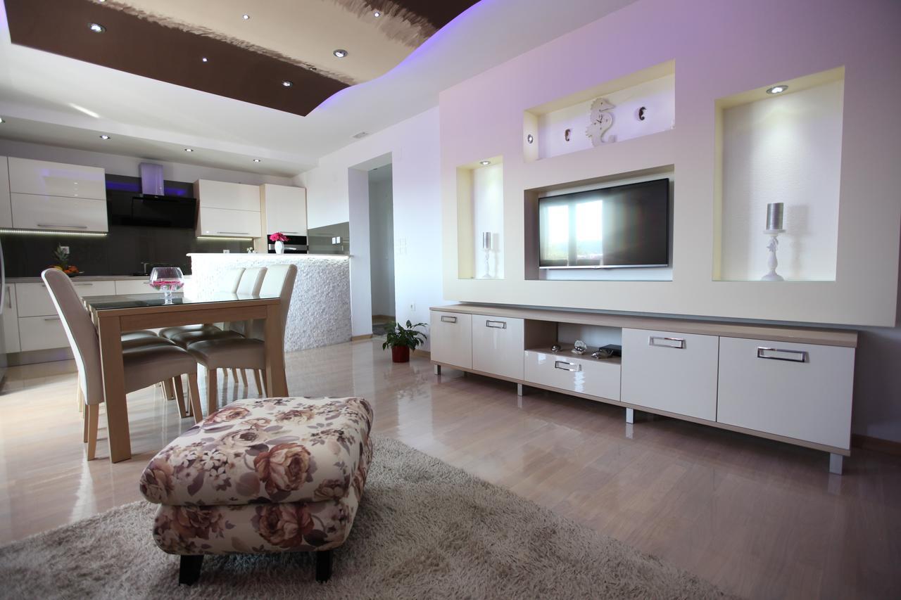 Ana & Marija Apartment Kaštela Екстериор снимка