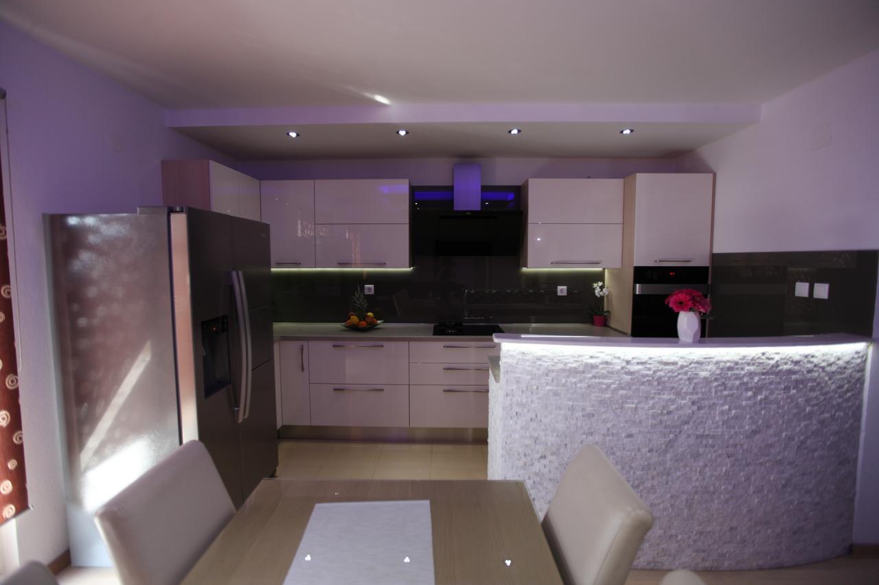 Ana & Marija Apartment Kaštela Екстериор снимка